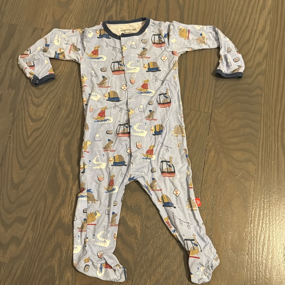 Magnetic Me footie pajama - Dino ski, Modal